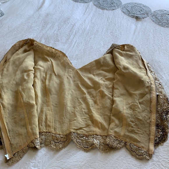 Vintage hand beaded top with zip back. Stunning piece! - Picture 6 of 7